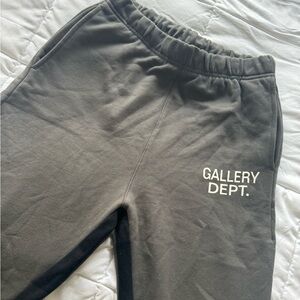 Gallery dept flared sweats
